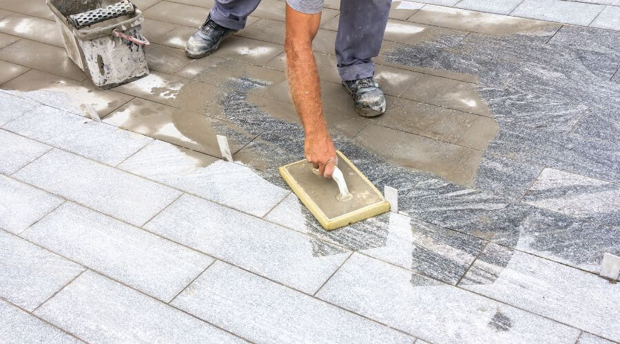 Professional residential roofers in Manokotak, AK